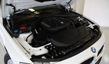BMW 320i 2,0 aut. 4d full