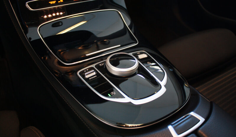 SOLGT – Mercedes E220 d 2,0 Avantgarde aut. 4d full